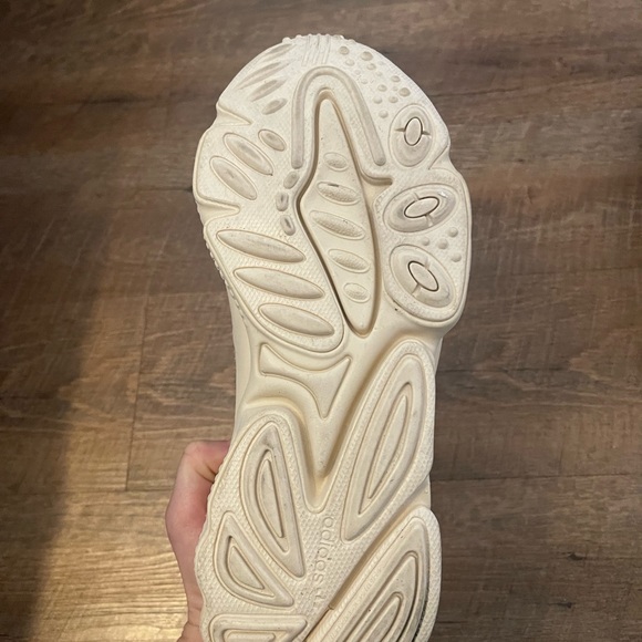 Adidas Ozweego Sneakers - Picture 4 of 4